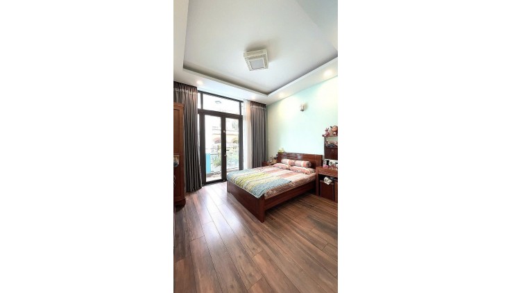 Ngộp Kênh Tân Hóa - 4 tầng BTCT mới - HXH 6m Thông sát MT 4x11m